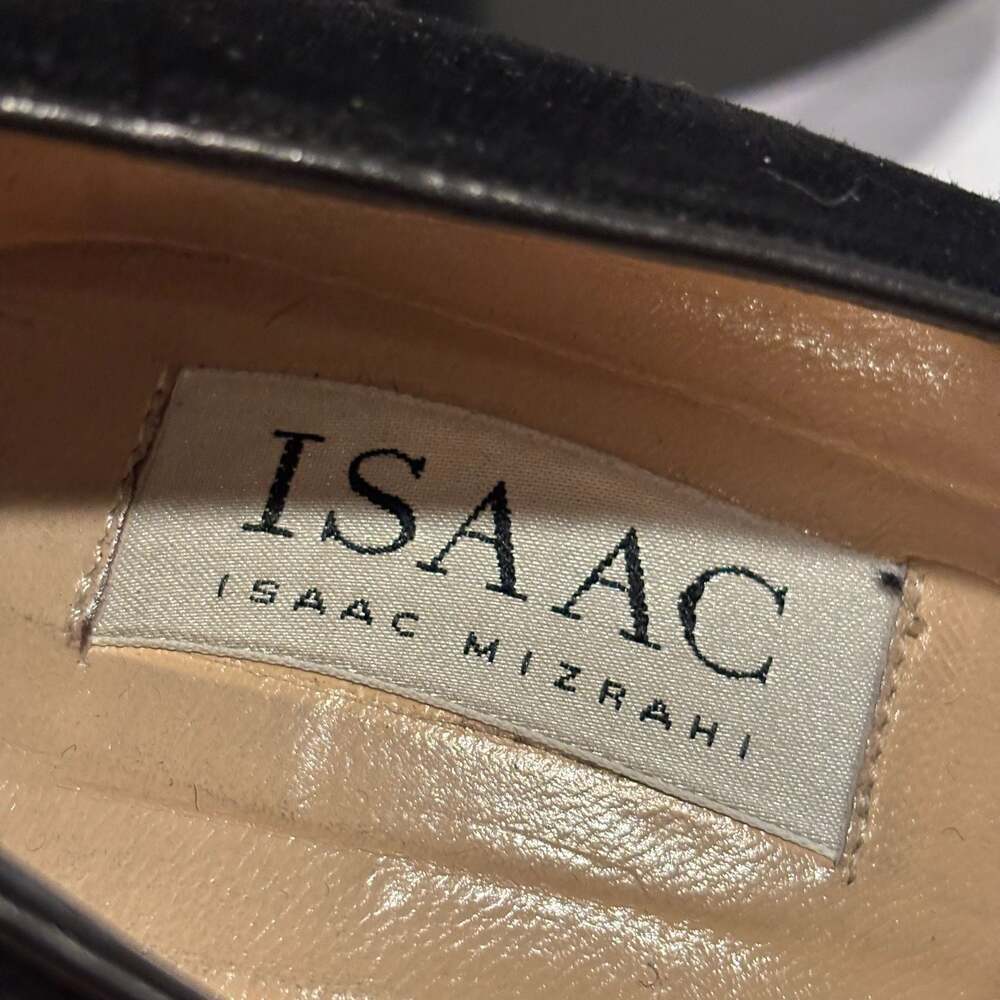 Isaac Mizrahi Black Suede Bow Kitten Heel Shoe Size 8 - Picture 9 of 11